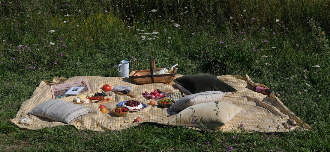 How to Host the Perfect Summer Picnic