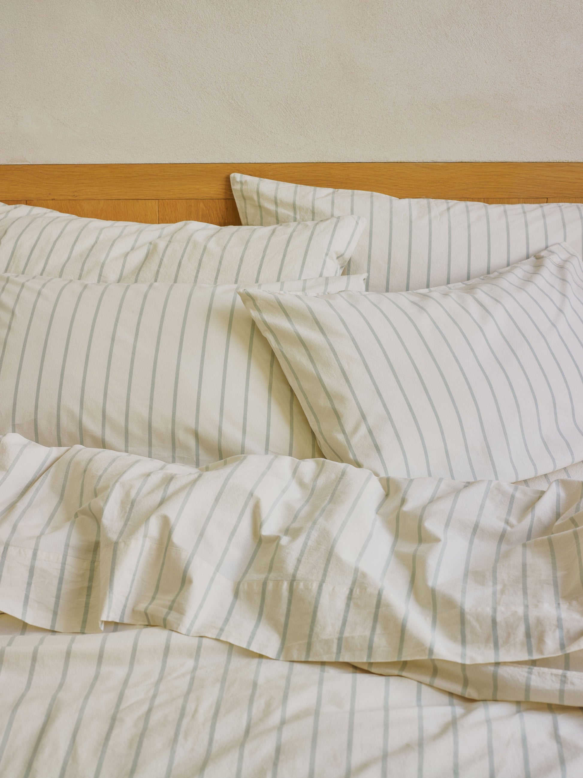 Mellow Green Slumber Stripe Cotton Pillowcases (Pair)