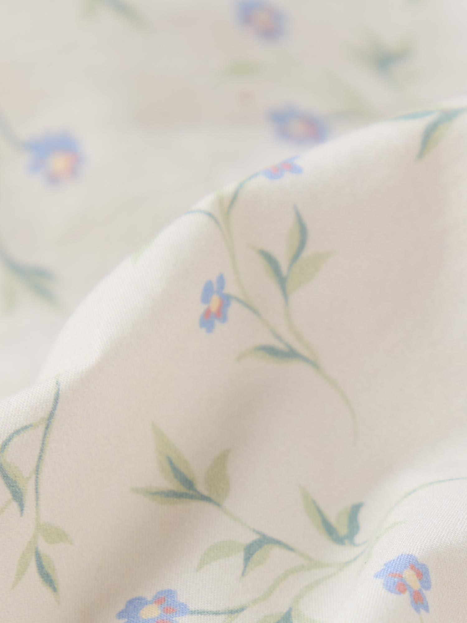 Spring Sprig Cotton Pillowcases (Pair)